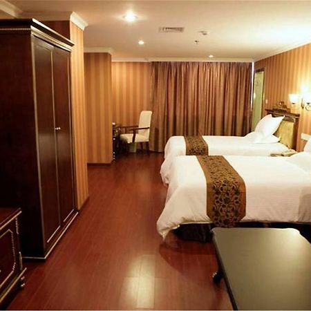 格林豪泰广州市机场路快捷酒店 外观 照片