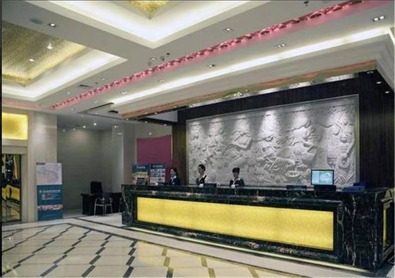 格林豪泰广州市机场路快捷酒店 外观 照片